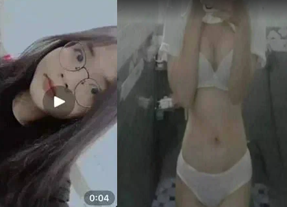Nữ sinh nghe lời bạn trai để có quà sexy