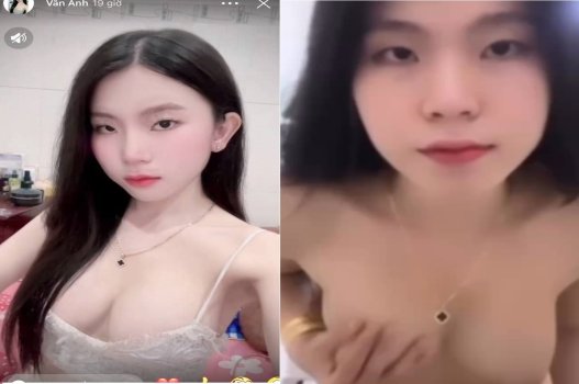 Vân Anh mê mẩn khoe thân hình sexy qua mạng